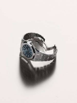 Radical from day one. #AudemarsPiguet #RoyalOak