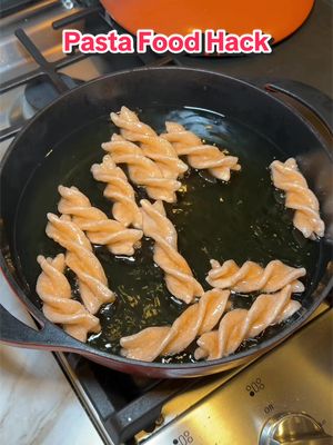 I thought it was gonna take over my kitchen😧 #pasta #foodhack #deepfried #thefoodguy #tacobell 