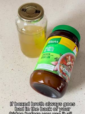 Boxed broth could NEVER 🐔 Make your own flavorful broth in seconds with just 1tsp bouillon and 1½c water 🍲 #Knorr #bouillon #chickenbouillon #broth #cookinghack