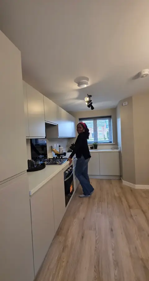 Under £200k in the Uk?🇬🇧 3 bedroom starter home tour Would you pay £199k for this house? More info in the comment👇 #showhometour #ukhomes #fullhousetour #keepmoathomes