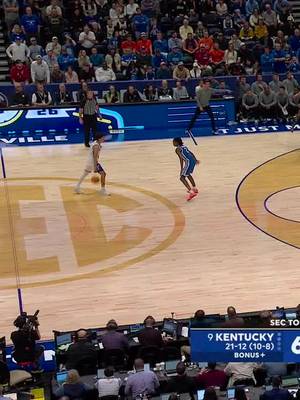 XAIVIAN LEE. DOOR SLAMMED SHUT. 🚪 @GatorsMBK x 📺 ESPN
