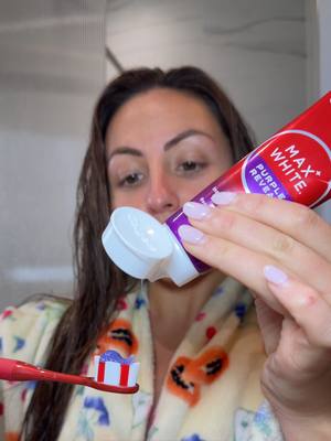 It's like colour correcting... but for your teeth! Products available on TikTok Shop! 💜🦷  *instant effect is temporary **Caused by surface stains          **Protection from surface stains, with continued use ***surface stains with twice daily brushing. Individual results may vary. #Colgate