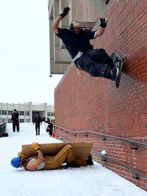 Big time in Boston🚨@Red Bull USA @Red Bull Snow #redbullheavymetal @Zeb Powell @princess.menace @Lj Henriquez 