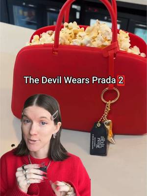 New it bag just dropped. The most fashionable popcorn bucket yet and it’s literally a purse For The Devil Wears Prada 2. Large popcorn, Tiny stiletto bag charm, and a handbag (nicknamed the Butter Birkin) some bundles are $50 (select theaters obvi) seems like both @AMC Theatres and @Regal Cinemas have some @Dolby cinema has the sunglasses and limited edition runway magazine bundle Are you going for the movie…or the POPCORN PURSE? @cait.cavell 