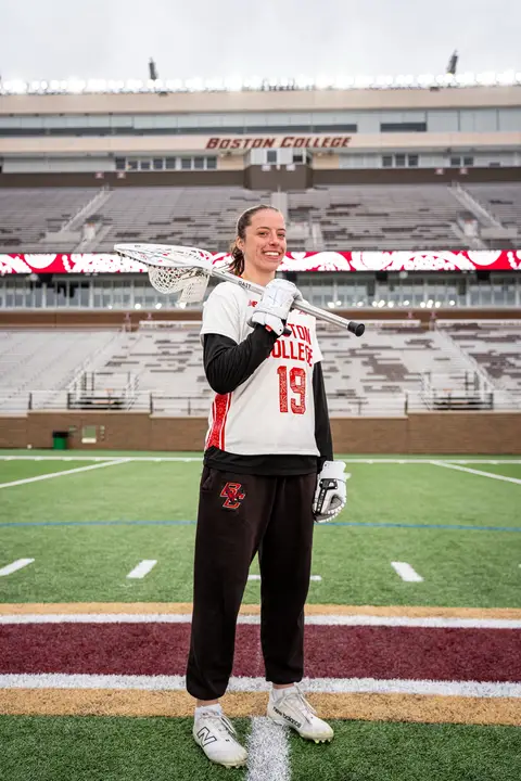 For Welles ❤️ As a teammate and leader who represents the best of this program, Shea Dolce will wear No. 19 today for the Red Bandanna Game honoring the legacy of Welles Crowther #ForWelles