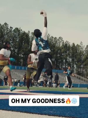 WHAT A CATCH JAMIER BROWN. #hsfootball #7v7 