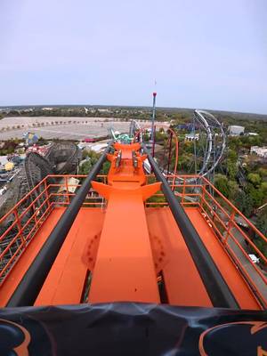 Raging (Bull) into the weekend like 🎢 📍@sfgreat_america