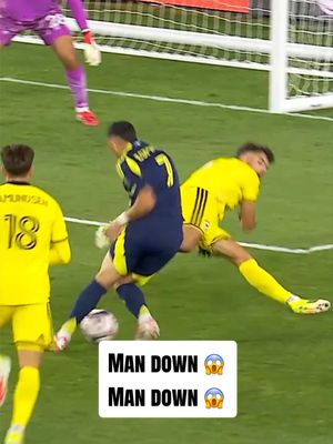 Cristian Espinoza puts the defender on skates 😱 #MLS #skills #tekkers #skates 