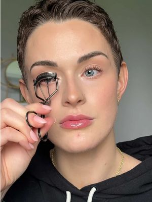 You HAVE to use a good lash curler for @The Ordinary lash curl finisher to work #lashcurlfinisher #theordinary 