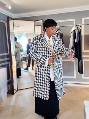 I went to see the @THOM BROWNE FW26 collection in Paris that was shown last month  in San Francisco during the Super Bowl weekend. I don’t think I’ll never not learn something about how far you can push tailoring. Thank you to the team for having me 🥹  #thombrowne #parisfashion 