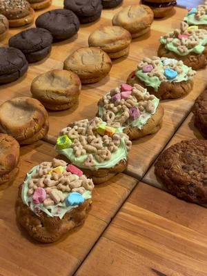 Treat yourself to a sprinkle of magic this weekend! Our limited edition Lucky Clover cookie is only here for a few more days 🍀 Our delicious dough + Lucky Charms mixed throughout + green vanilla frosting + MORE Lucky Charms on top = the most magical St. Paddy’s dessert 🍪🌈 💚 Exclusively available in-stores until March 17th!