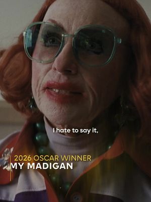 She got the little gold guy. #Oscars #AmyMadigan #Weapons 