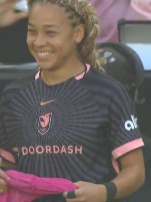 In 2025, Savy King collapsed on the field due to a heart condition. Today, she makes her return to the pitch. Welcome back, Savy 👏