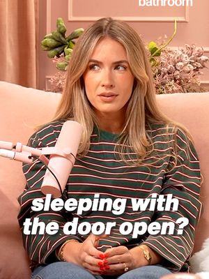 door open or closed? 🌙👼🏻✨