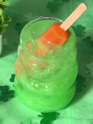 We're mixing up our own luck this St. Paddy's Day with a leprechaun-approved, pop-topped mocktail 🍀 #Popsicle #StPatricksDay #MocktailRecipe #Lemonade