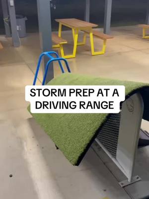 Flipping mats is our forte 🤌🏼 #drivingrange #golfers #golfaddicts 