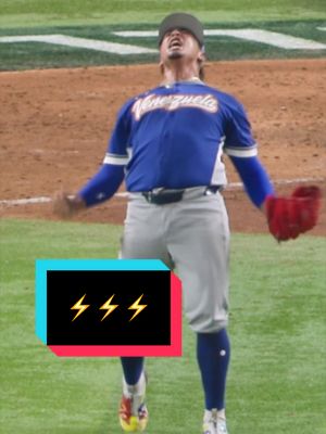 TEAM VENEZUELA IS HEADING TO THE #WORLDBASEBALLCLASSIC FINAL FOR THE FIRST TIME EVER!  #MLB #baseball #venezuela 
