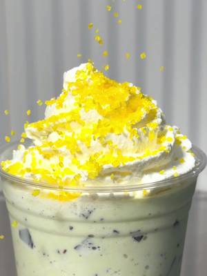 PINCH ME, I MUST BE DREAMING Today is the last day to get your hands on a Pot O’Gold Milkshake 🌈 Hurry before you’re left green with envy 🍀