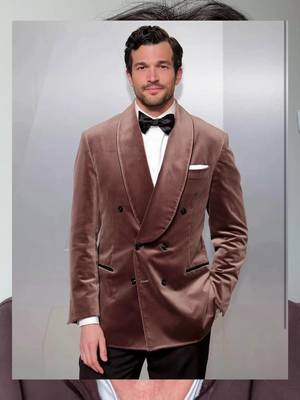 Recreating Paul Anthony Kelly's old Hollywood glamour skin from the VF Oscar Party  Grooming by Jessica Ortiz @Saie #saiepartner 