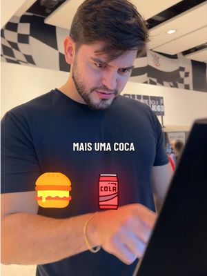 Quanto dinheiro consigo gastar com comida no estádio de futebol?