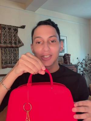 I’m so excited for The Devil Wears Prada 2. Thank you @20th Century Studios for this experience! I am so happy to show off the official #devilwearsprada2 popcorn bucket. #20thcenturystudios 
