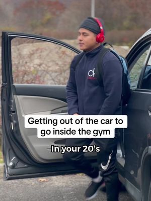 Same gym, different body 😭😂 