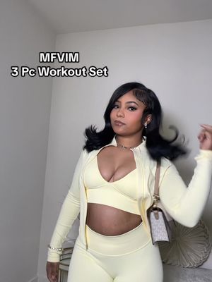 Love this set sooo much 💛🌻@MFVIM  It has a good amount of stretch  I got a size small I’m 5’0 and weigh 140  #baddie#matchingset#springfashion#activewear#mfvim 
