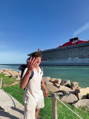 Tips for first time cruisers! 👀 #cruiseship #cruising #fyp #travel #ship_facts 