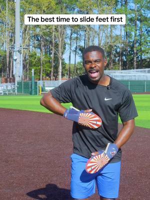 Why should you slide feet first into a base⚡️ . . . . . . . #savannahbananas #baseball #bananaball #MLB #indianapolisclowns 