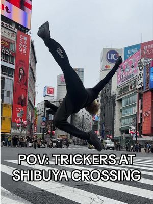 What the 💀 is happening in Shibuya?? 😈🇯🇵 #shibuya #shibuyacrossing #tokyo #tricking #fyp 