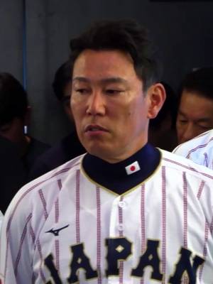 Netflixドキュメンタリー映画 『戦いの向こう 侍たちの記録 2026 WORLD BASEBALL CLASSIC』 2026年4月中旬よりNetflix独占配信決定！ 連覇という重圧。 そして、歓喜なき終戦。 密着カメラが、知られざる裏側に迫る。 ◆三木慎太郎監督コメント 結果が全ての勝負の世界で、勝ち続ける事がいかに大変なのか。 連覇を期待される中、全員が優勝だけを目指して戦ったという紛れもない事実を、その裏側を収めたカメラの映像を通じて見ていただけたらと思っています。 #MAKEDRAMA #ネトフリWBC2026 #Netflix