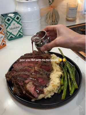 steaknight always does the trick 🤭😋🥩 #steaknight #steaktok #ribeye #steakdinner 