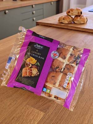 Can confirm we taste-tested every combo 👀 Tell us your ultimate Hot Cross Bun toppings in the comments (and we might just try them...) 👉