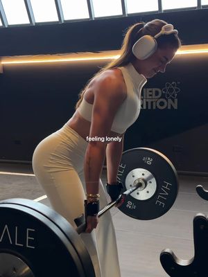 It’s important that you show up for yourself however that looks even when life feels tough, you’ll thank yourself for it❤️  All fits @Oner Active code MIA🎀 #relateable#motivation