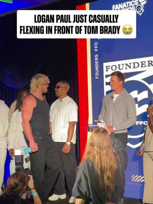 not the stare down too 💀 #nfl #tombrady #loganpaul 