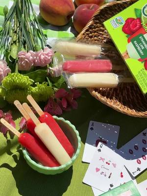Spring has officially sprung… and so have our picnic plans. 🌸🧺