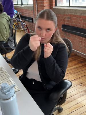 Who squared up the best? 👀 #marketingagency #officelife #fyp #officehumor #squareup 