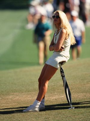 The tradition? Timeless. The outfits? Just as good. #TheMasters #masterscore #golffashion #OOTD