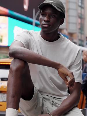 SS26 Essentials, captured in New York. The collection is now live on lindberghfashion.com #LINDBERGH #NYC #newyork #ss26 #spring #Summer