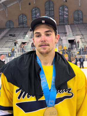 Kason Muscott, @SiouxCityMusketeers alumnus, wins the Big Ten Championship with @umich hockey #ushl #bigten 