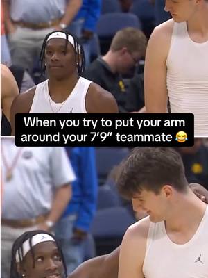 Florida’s AJ Brown had to reach way up to wrap his arm around Olivier Rioux 😅 #gators #florida #ncaa #MarchMadness (via CBSSportsCBB)