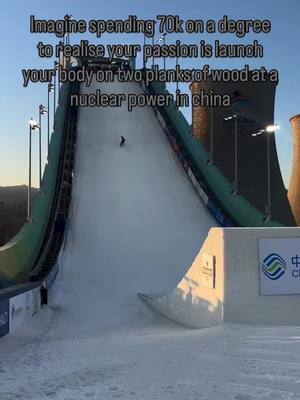who else can relate… 😭😉 comment “checklist” & i’ll send my Park Skiing Progression Checklist to help you out 🔥⛷️ follow to support my ski career 🤙🏽 #skiing #parkskiing #skier #snow #winter
