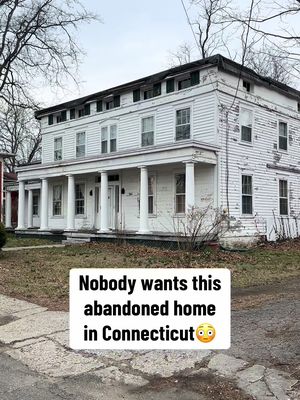 creepy old home in decay in fairfield county😳 #abandonedplaces #connecticut #oldhouse #fairfieldcountyct #fyp 
