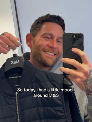 Can’t beat a good bit of @marksandspencer 👔
