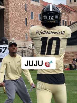 juju delivered a dart to kam 🎯 #julianlewis #kamperry #fyp #coloradofootball