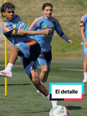El detalle. Es @Lamine Yamal  #VamosEspaña | #deportesentiktok | #CopaMundialFIFA | #tiktokfootballacademy 