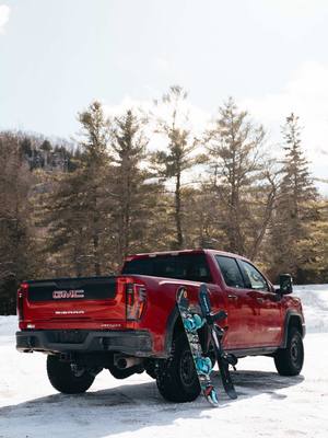Gear up, lock in, head out. The 6-function GMC MultiPro Tailgate makes loading your boards feel as smooth as the ride to the mountain. 🏔️🏂#SierraAT4X #TruckMonth
