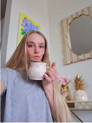 @MacKenzie-Childs really thought of everything… even the cutest bowl for my pup! 🐾 #MCPartner 