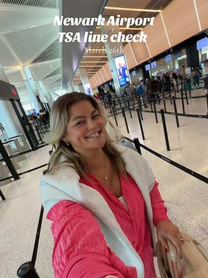 TikTok had me thinking TSA would take 3 hours #ewr #airport #tsa #newarkairport #tsaprecheck 