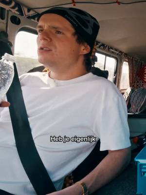 Die laatste opmerking had ik niet aan zien komen 😭 #PotjeRijdenKirgizie #PrimeVideo #PotjeRijden #Kirgizie